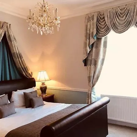 Hotel Royal 3*