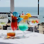 Royal Hotel