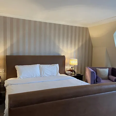 Royal 3* Scarborough