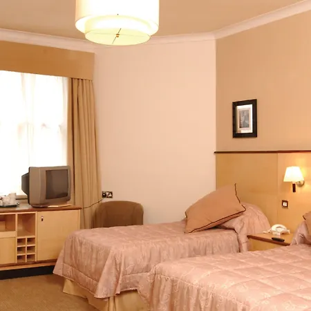 Royal Hotel
