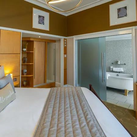 Hotel Royal