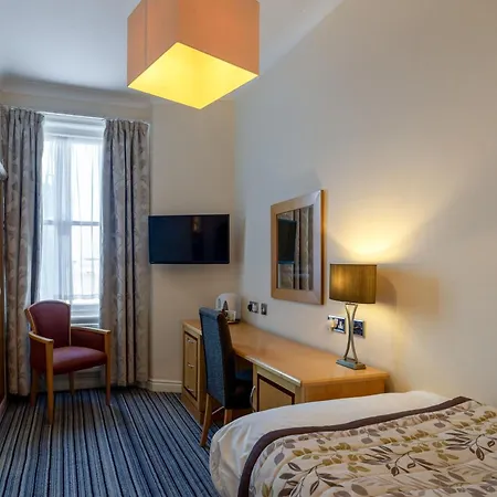 Royal Hotel
