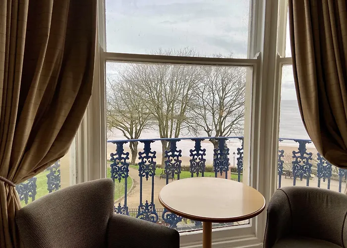 Royal 3* Scarborough