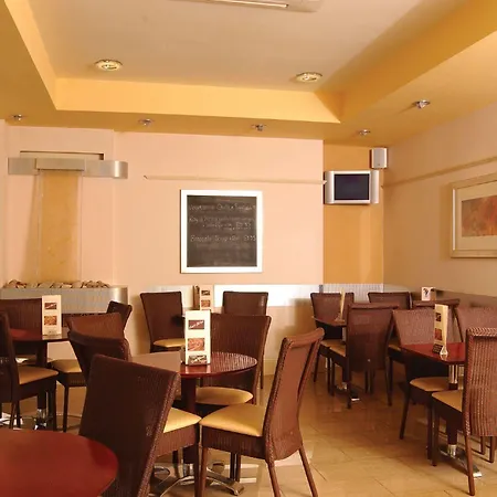 Hotel Royal